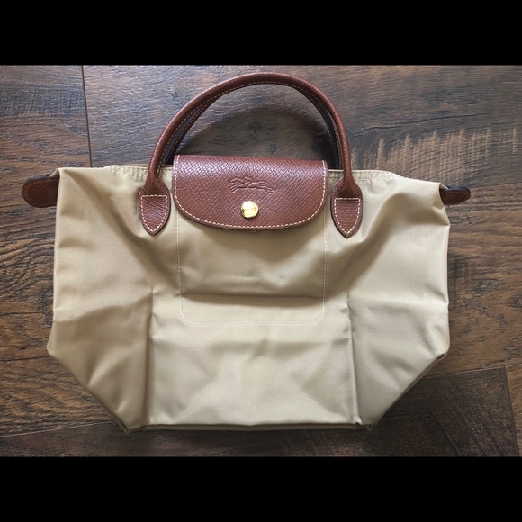 Sold!! Longchamp Small Le Pliage Tote Beige - Picture 2 of 8